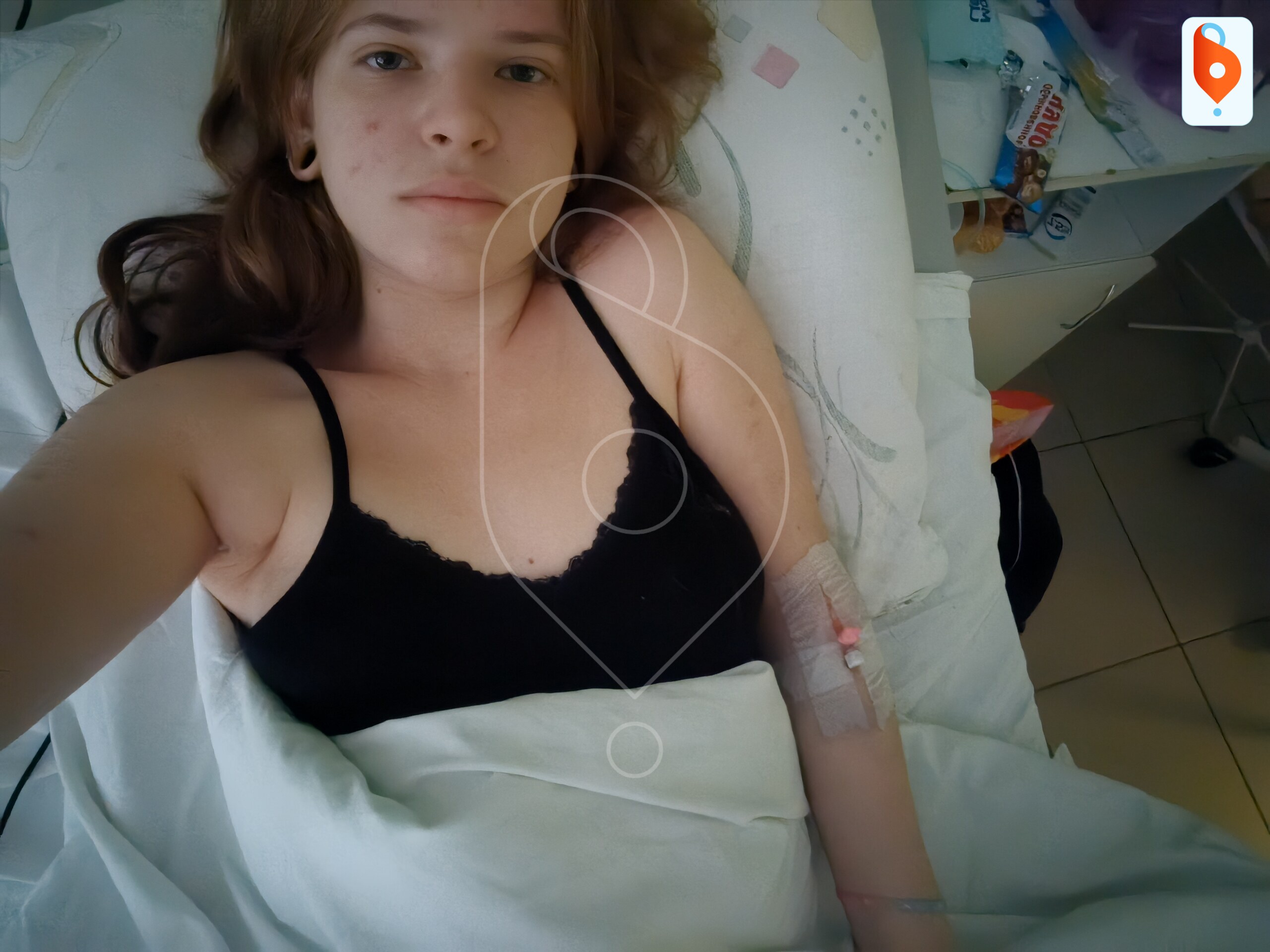 Пострадавшие при пожаре на Хользунова девушки остаются в больнице